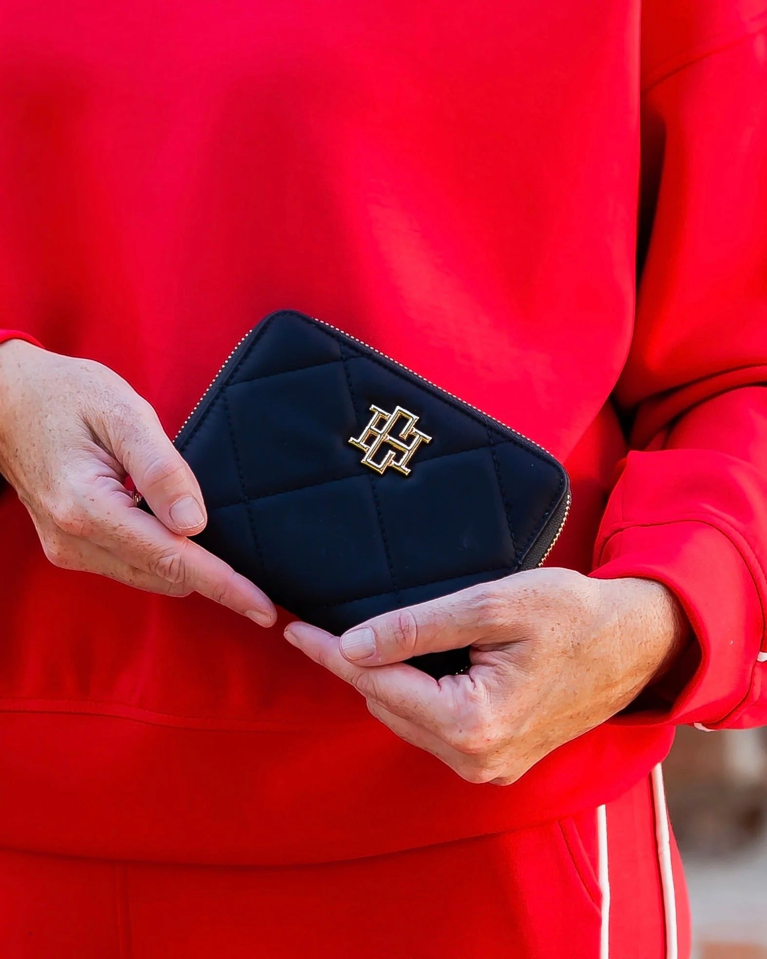 Caroline Hill | Paige Passport Holder- Black Nylon