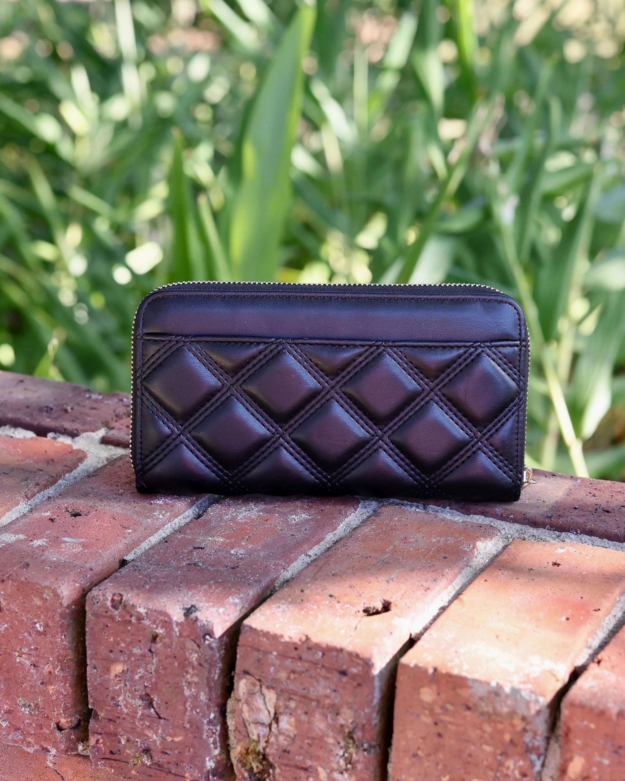 Caroline Hill | Penelope Wallet- Black DQ