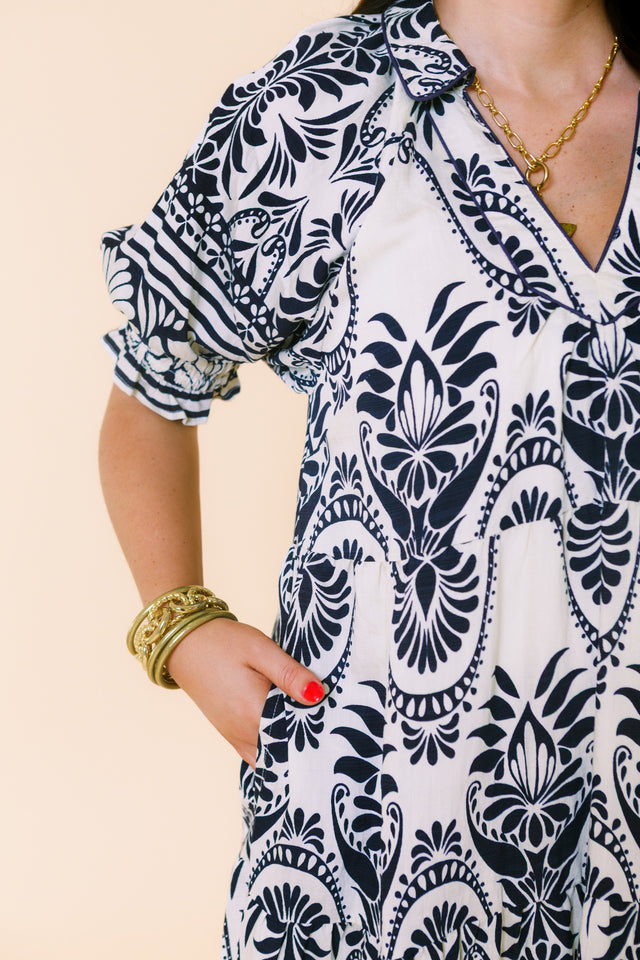 The Graceful Border Midi Dress