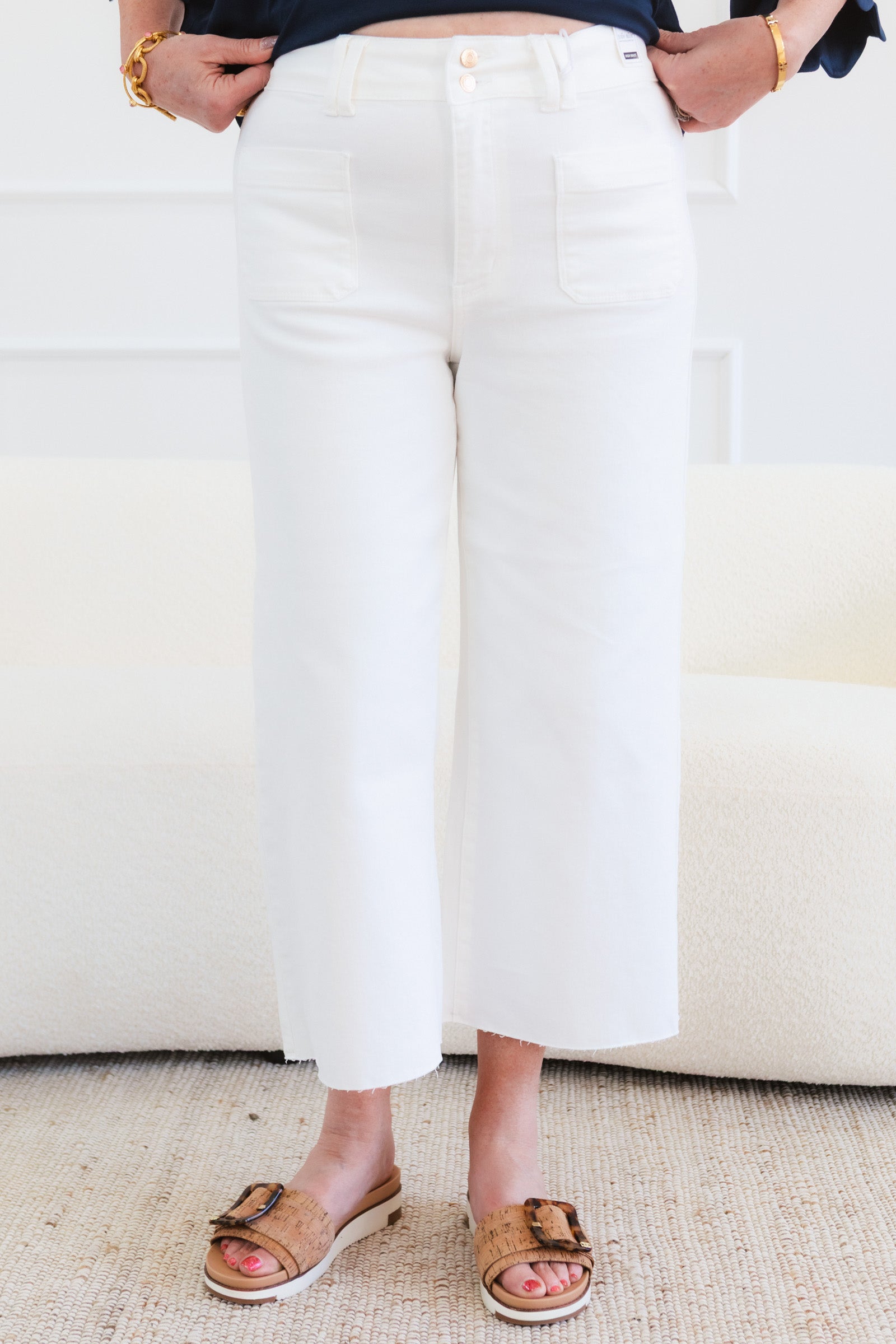 Judy Blue | High Waisted Wide Crop Front Patch Pockets