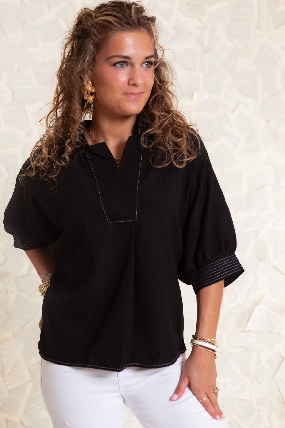 The Onyx Edit Top