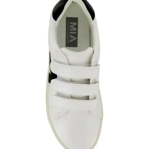 MIA | Izzie Low Top Sneaker