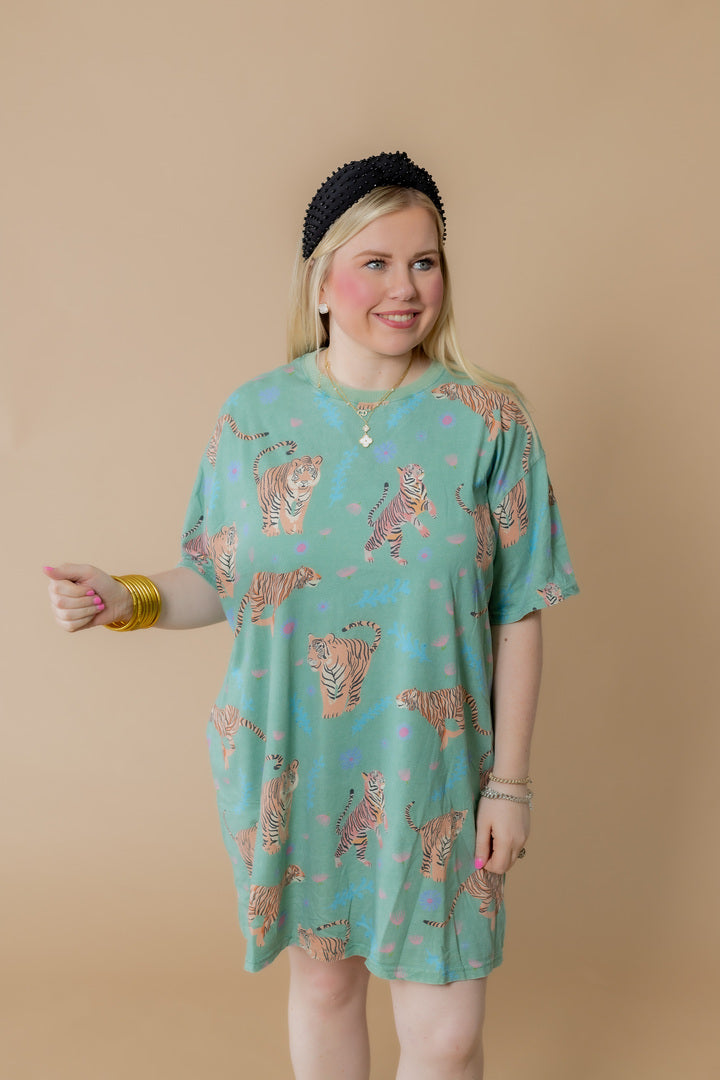 Load image into Gallery viewer, Tiger Print T-Shirt Dress

