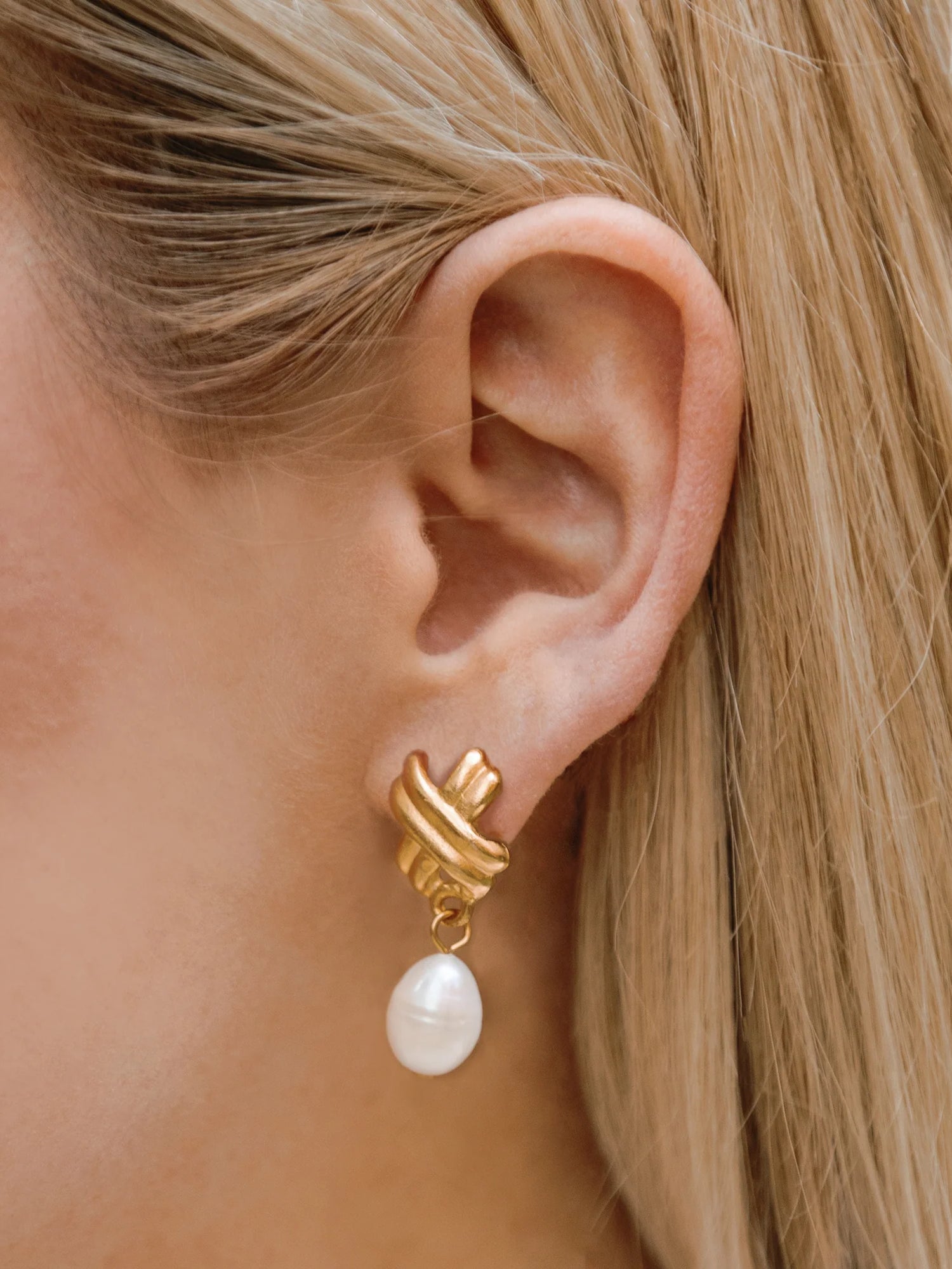 Susan Shaw | Mini X Pearl Drop Studs