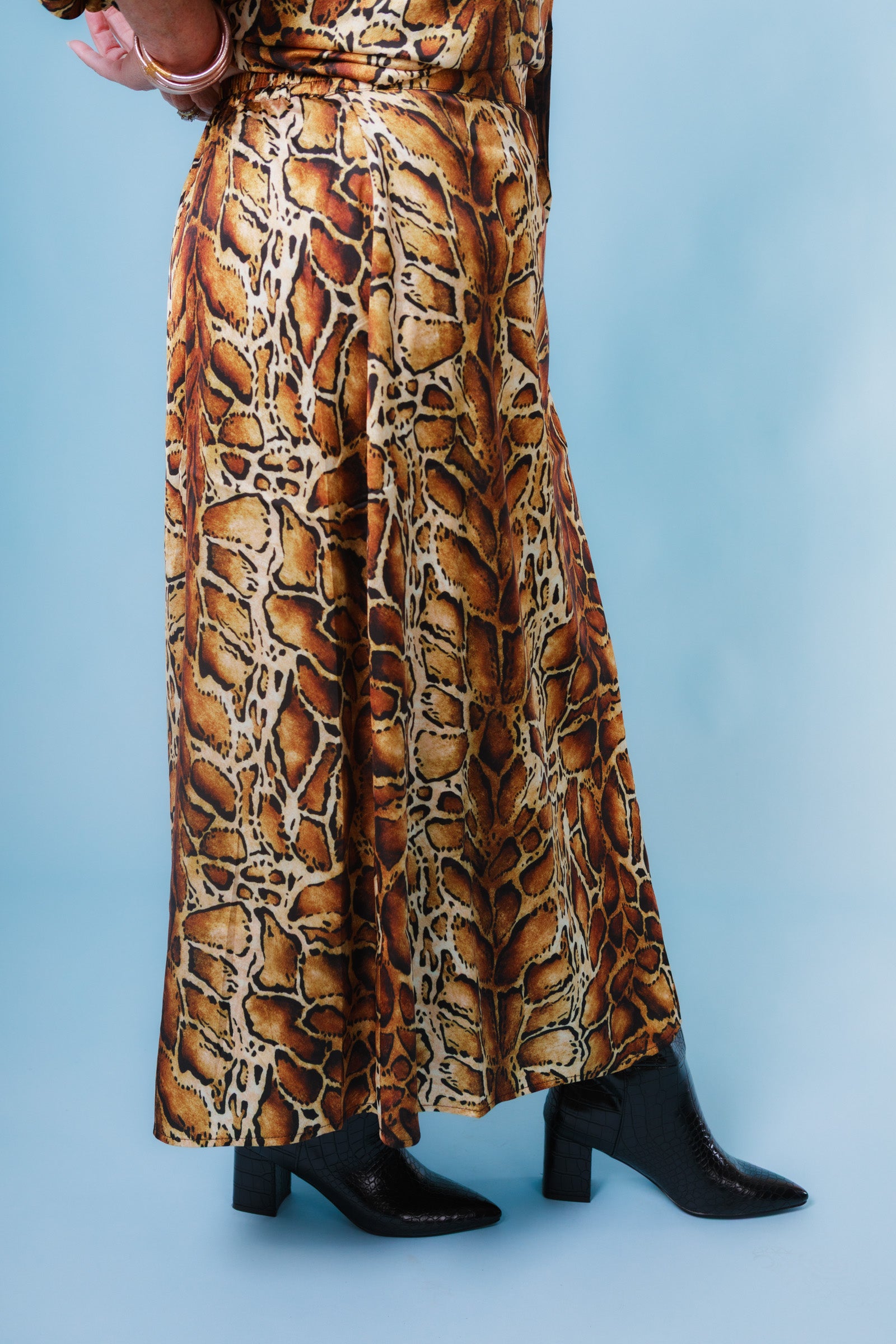 Ivy Jane | The A-Line Golden Skirt