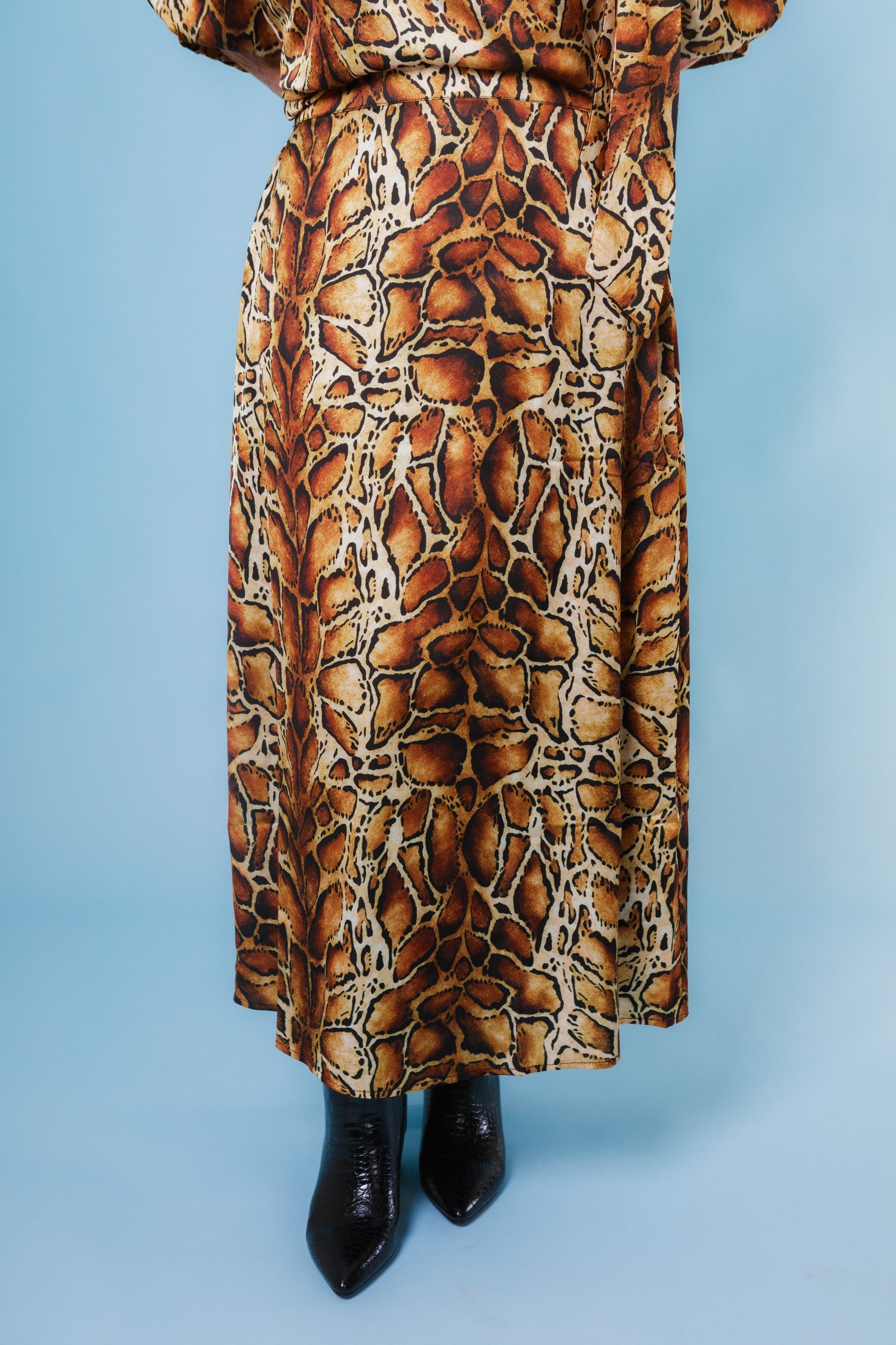 Ivy Jane | The A-Line Golden Skirt