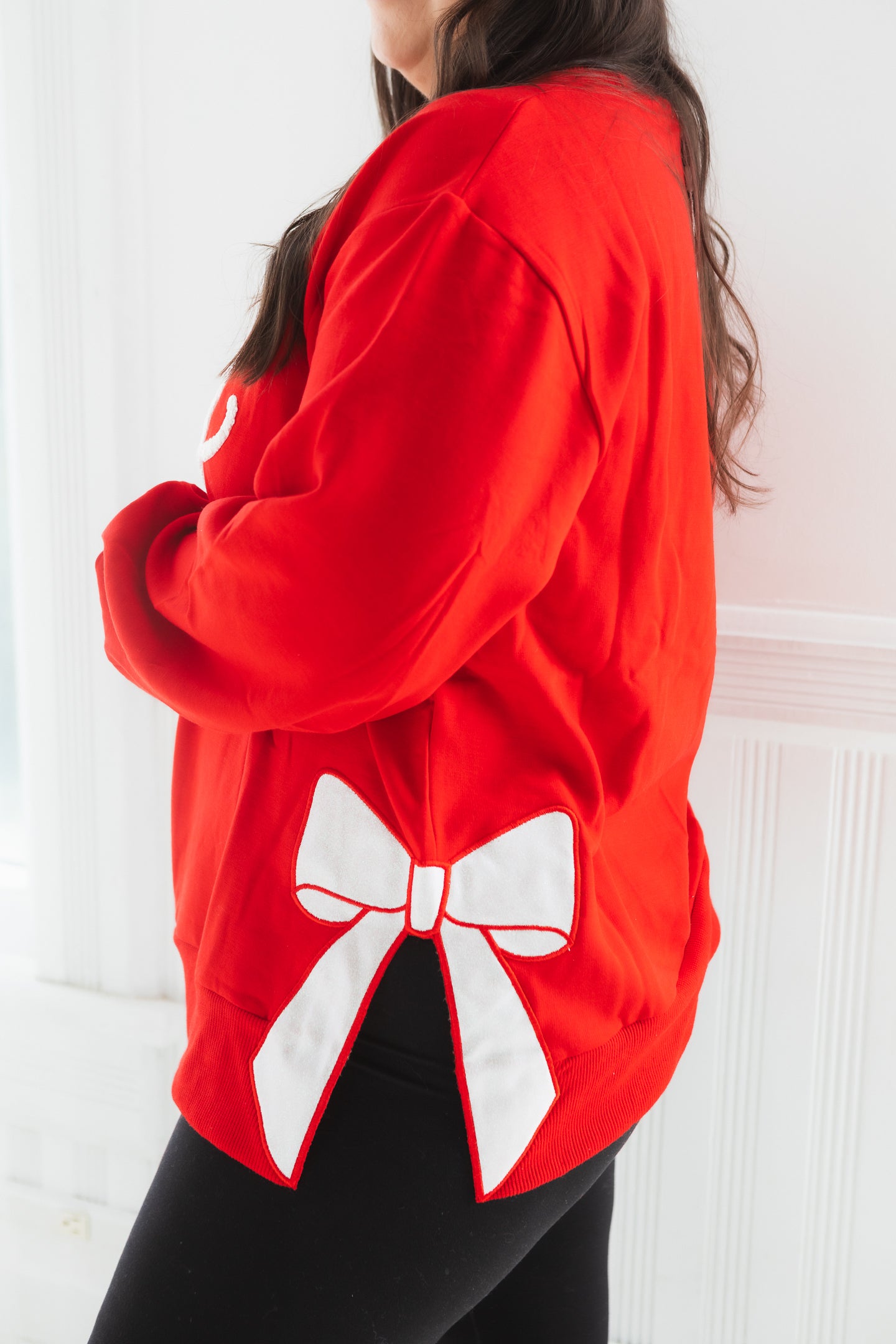 Mary Square | Lakelyn Merry Bow Sweatshirt