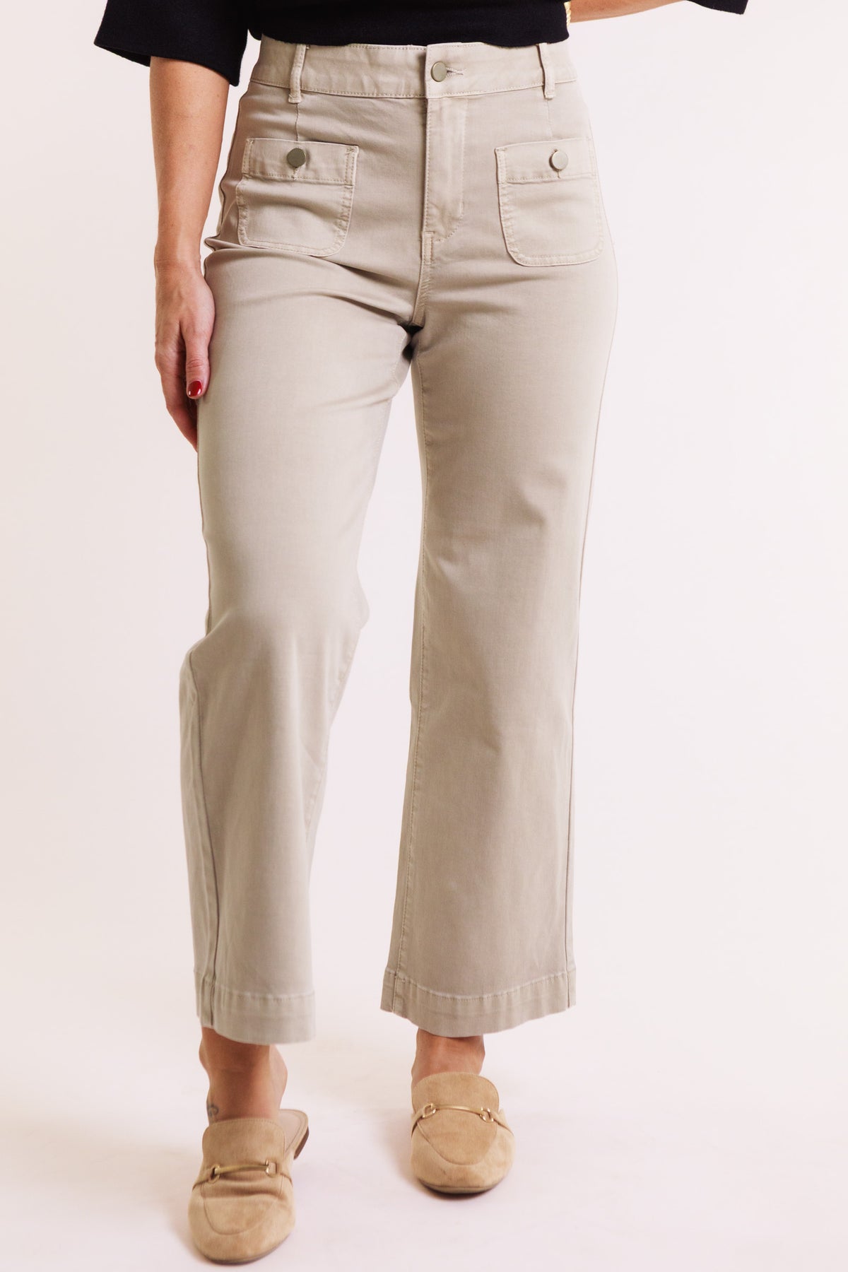 Sophia Curvy Super Straight Pants in Suede