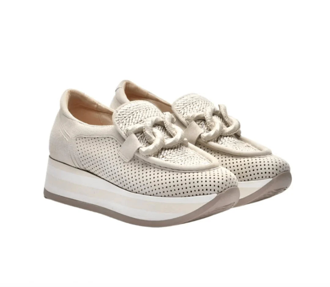 Softwaves | Cintia Loafer with Raffia Plug - Coco