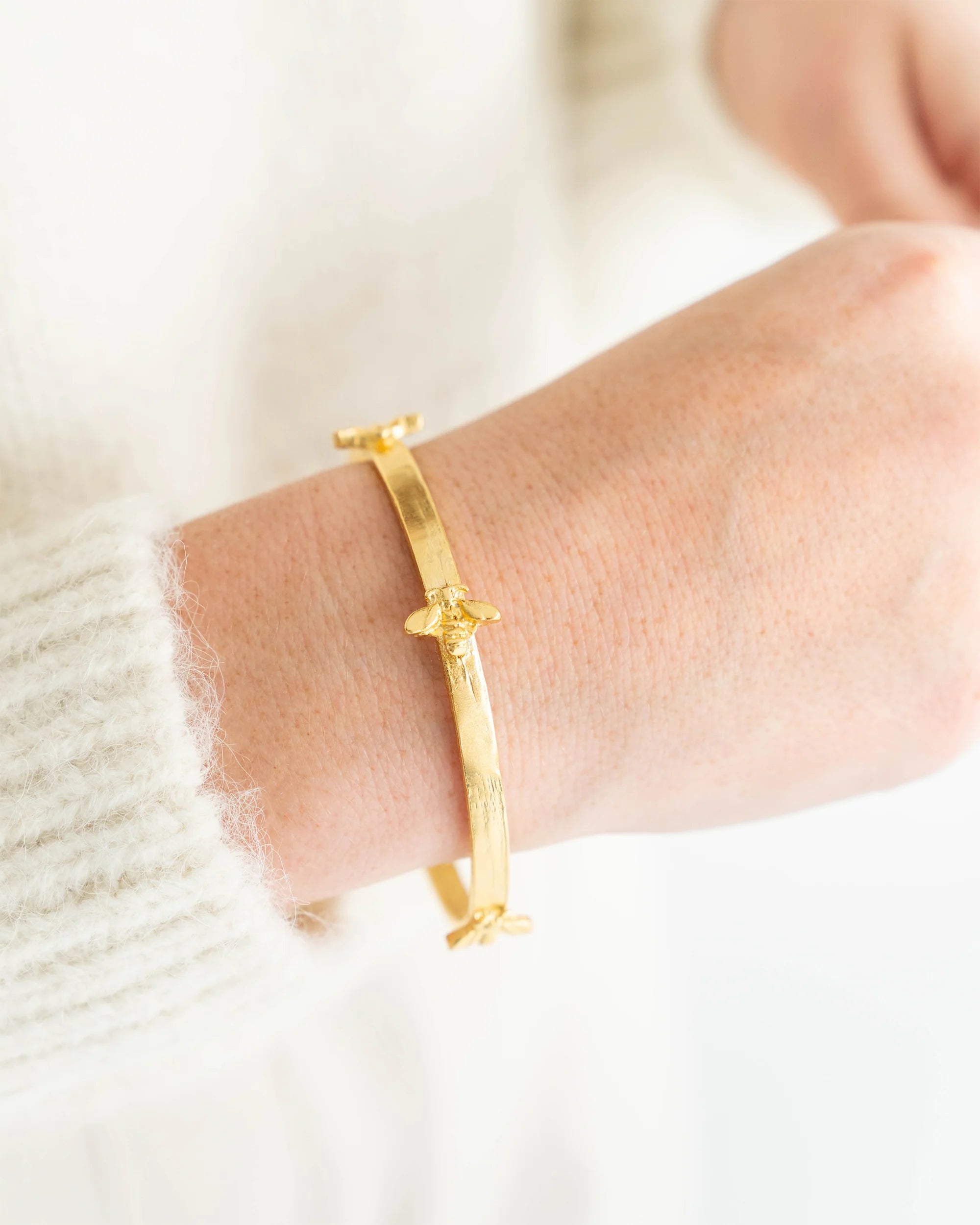 Susan Shaw | Bee Bangle