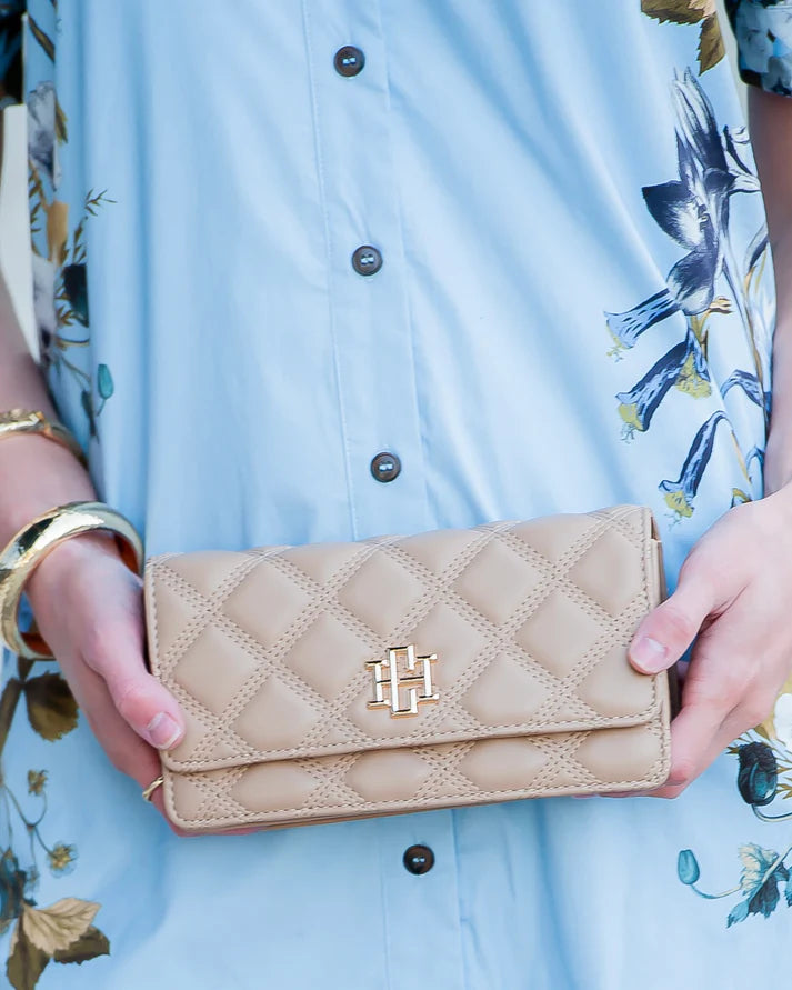 Caroline Hill | Brynleigh Clutch - Crossbody Latte DQ