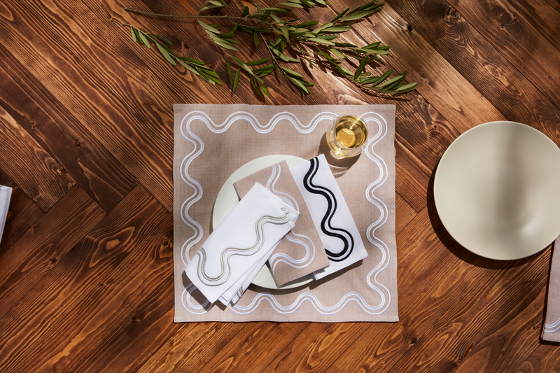 Mudpie | White Squiggly Napkin Set