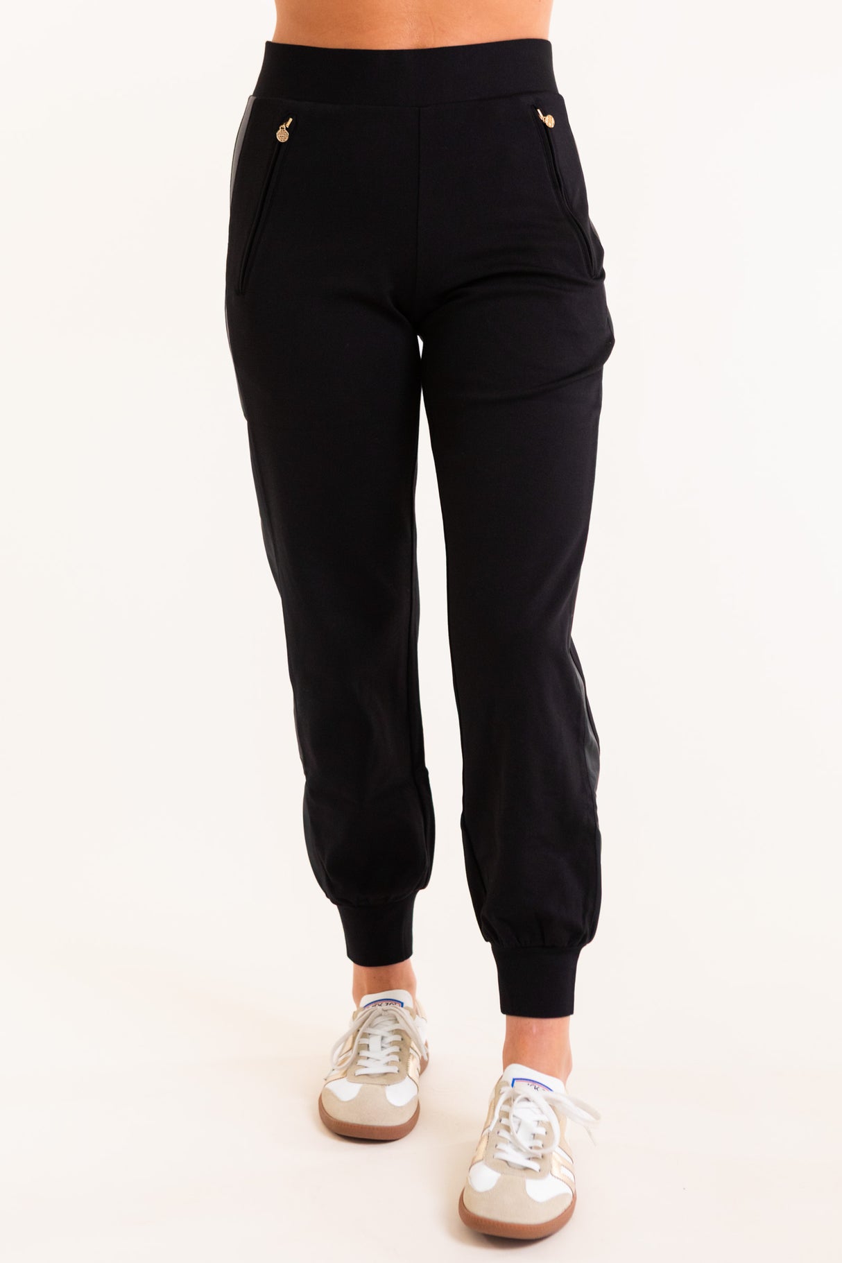 Emily McCarthy | Downtown Jogger